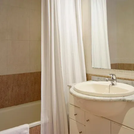 Apartamento El Pilar 3000 *
