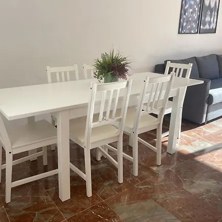 Apartamento El Pilar 3000 *